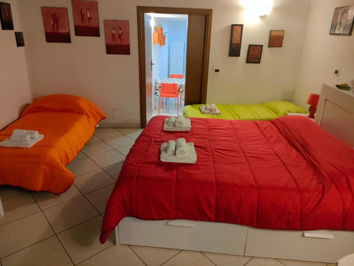 La Casetta Di Sara Palermo Bagian luar foto