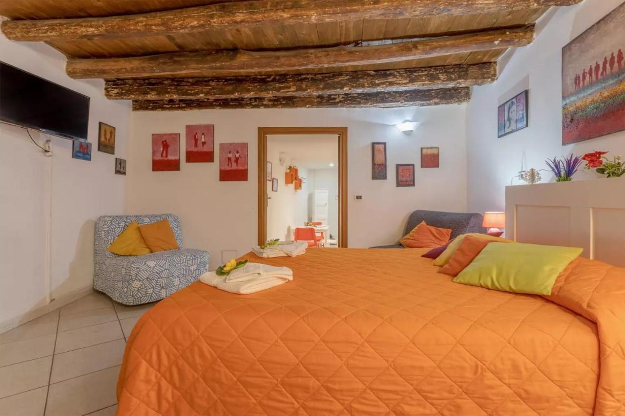 La Casetta Di Sara Palermo Bagian luar foto